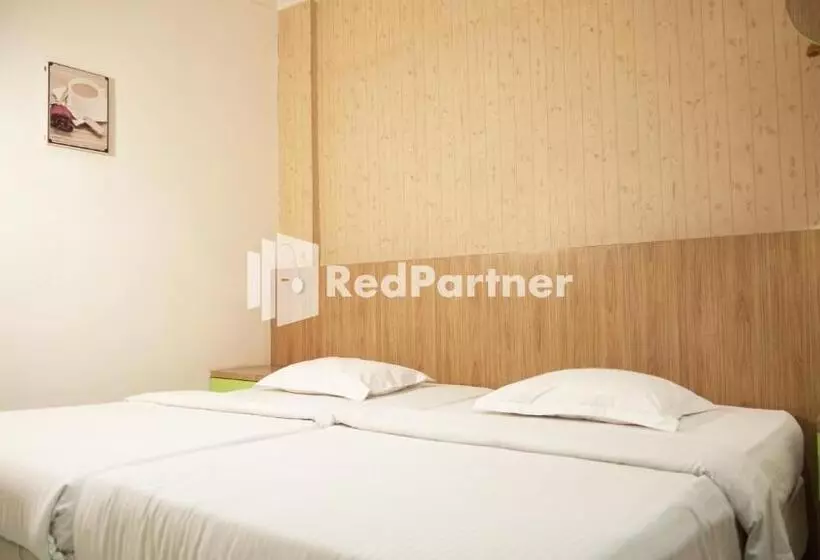 ホテル Wisma Sederhana Mitra Reddoorz