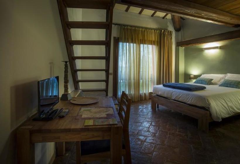 بنسيون Borgo La Colombara