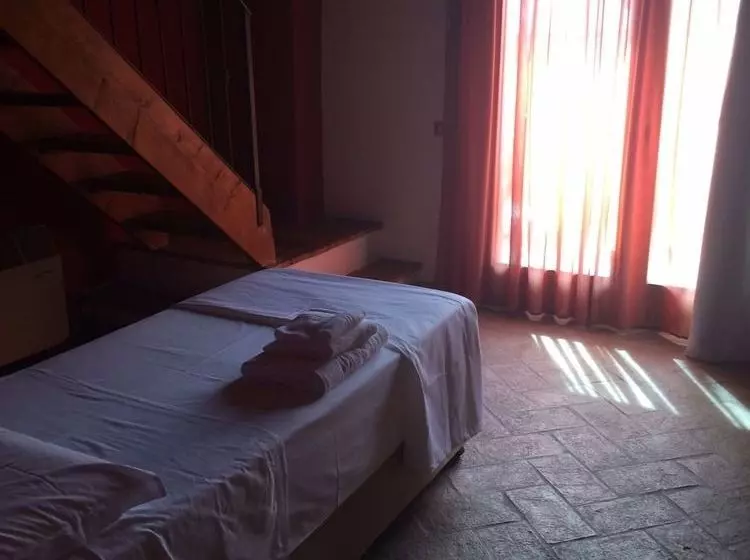 پانسیون Borgo La Colombara