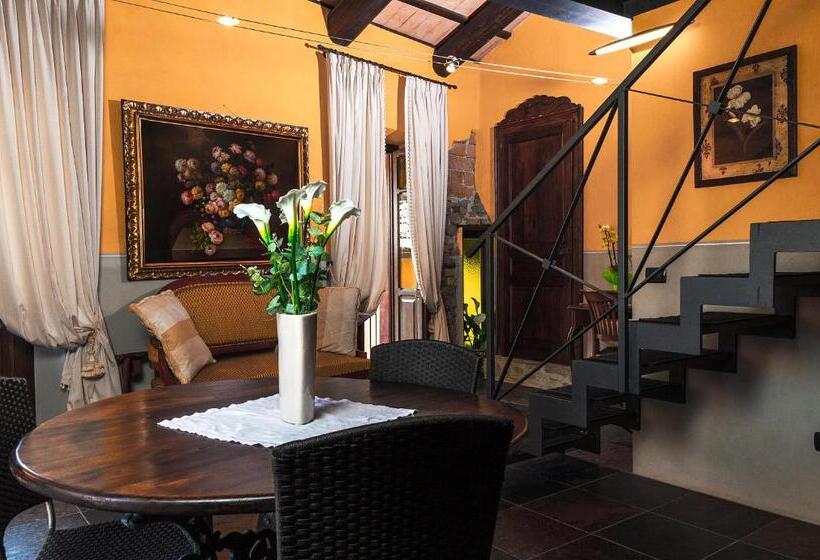 Pension Dimora I Manichei