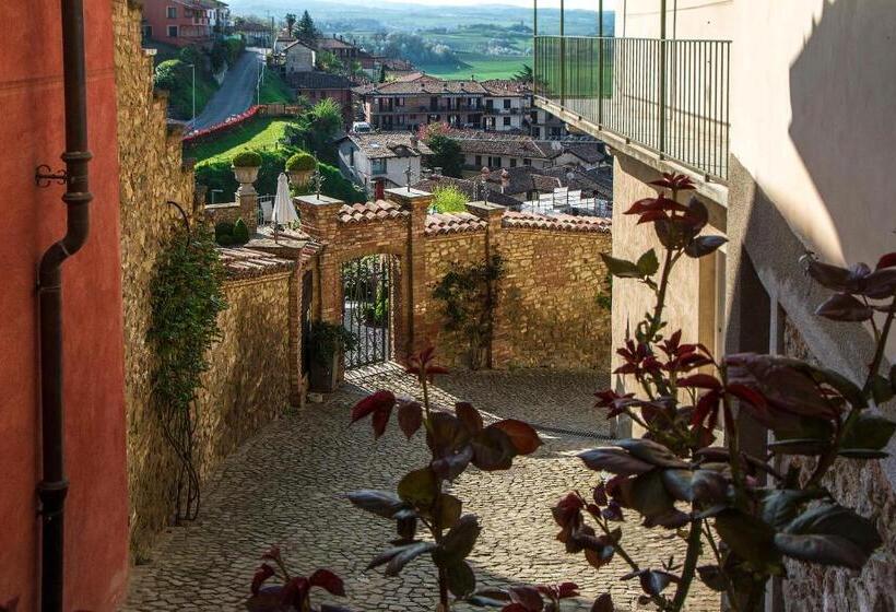 Pension Dimora I Manichei