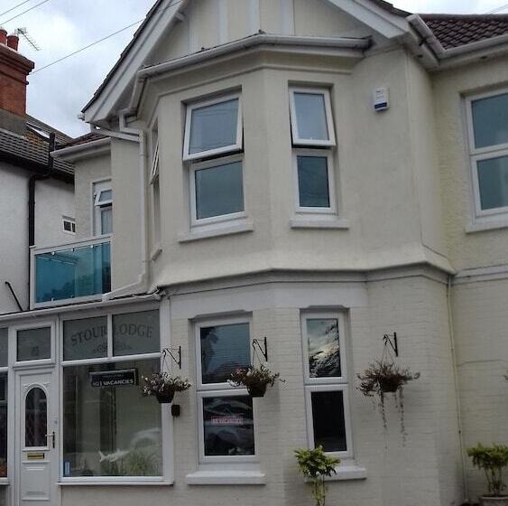 פנסיון Stour Lodge Guest House