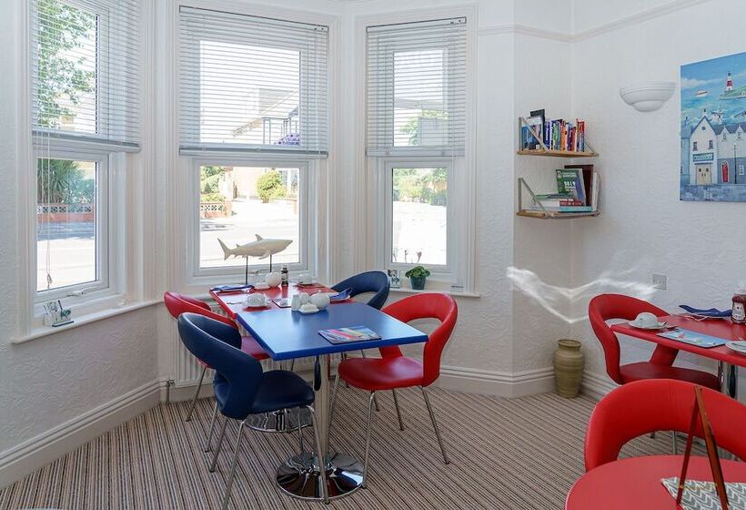 פנסיון Stour Lodge Guest House