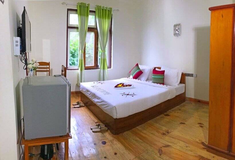 Railroad Hotel Kalaw