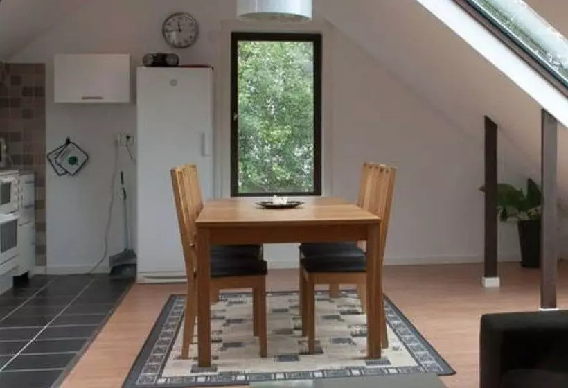 Trollbacken Vandrarhem  Hostel