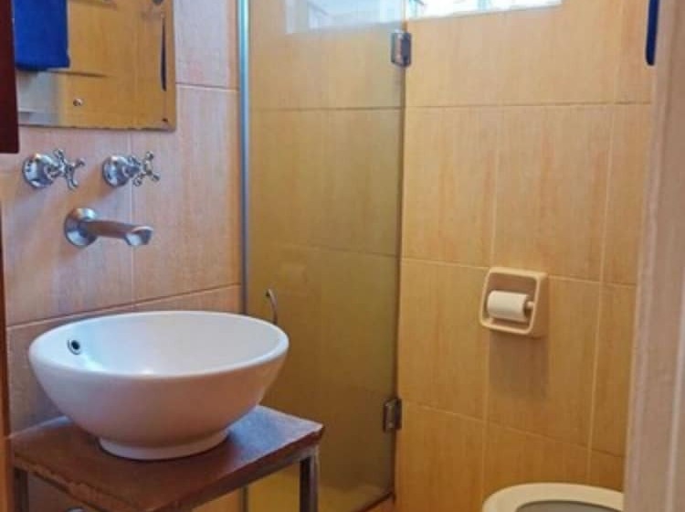 Woodmere Grand Hotel & Serviced Apartments