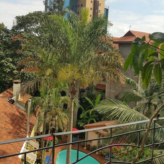 Woodmere Grand Hotel & Serviced Apartments