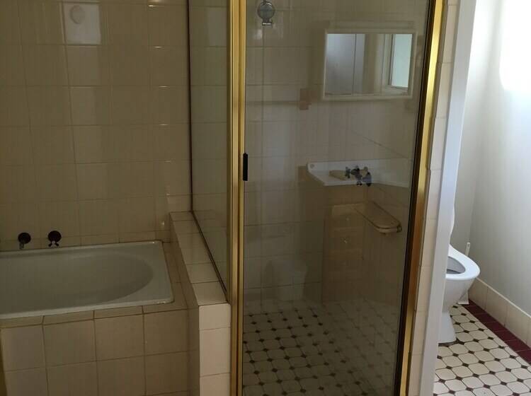 Away Cottages Broken Hill