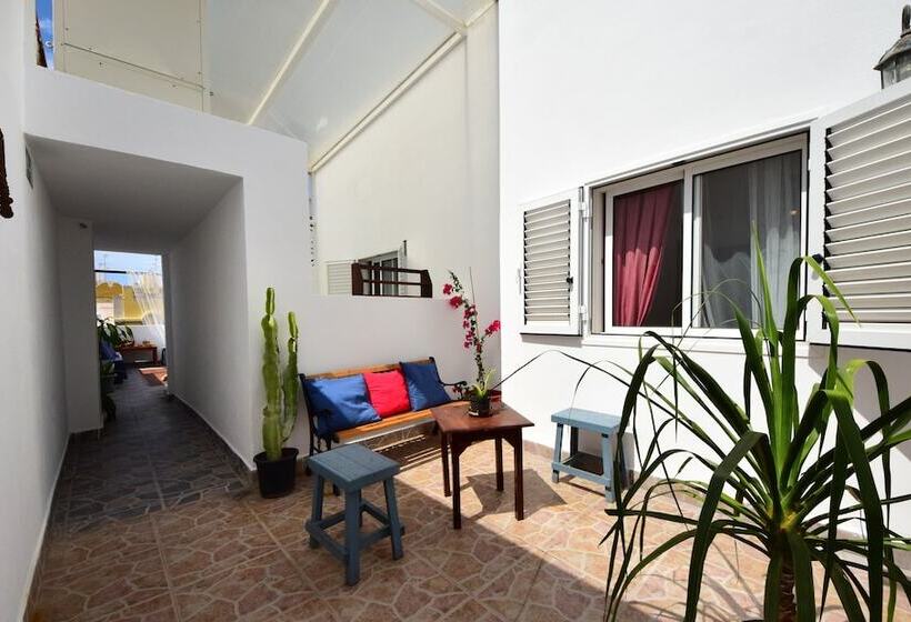 مبيت وإفطار Casa Emblematica Armonia