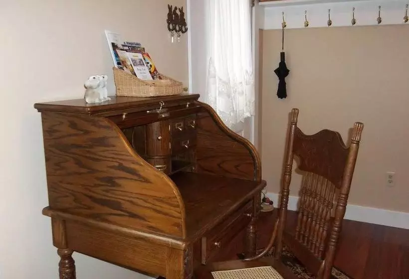 Bunny Trail Guest House