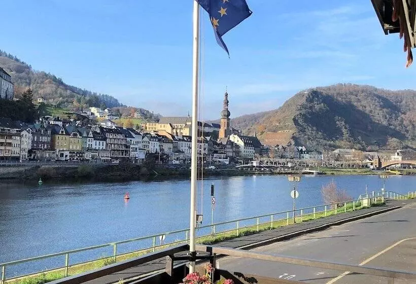 Ferienwohnungen Haus Zur Linde