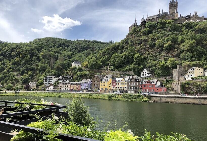 Ferienwohnungen Haus Zur Linde