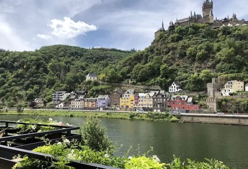 Ferienwohnungen Haus Zur Linde