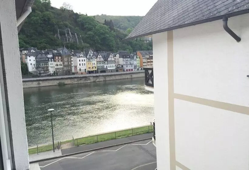 Ferienwohnungen Haus Zur Linde