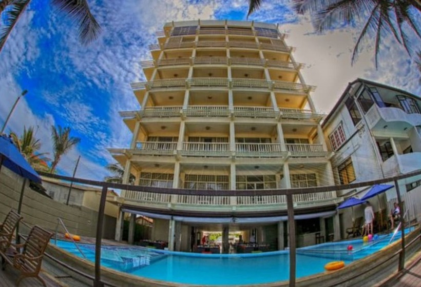 Beacon Beach Hotel Negombo