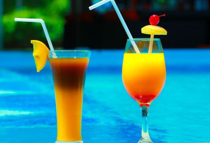 Beacon Beach Hotel Negombo