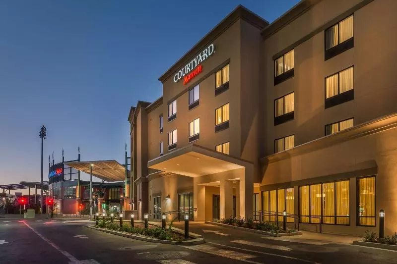 ホテル Courtyard By Marriott Reno Downtown/riverfront