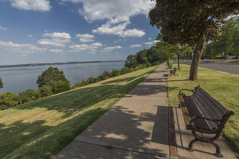 فندق Fairfield Inn & Suites By Marriott Geneva Finger Lakes