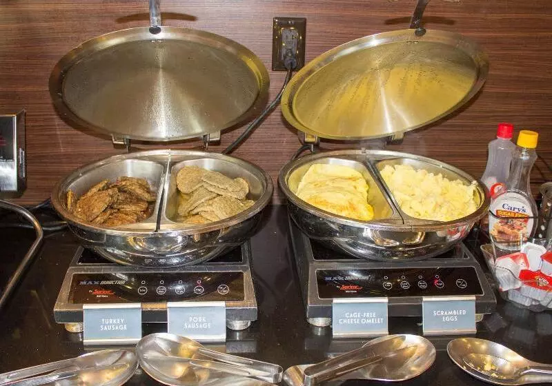 ホテル Fairfield Inn & Suites By Marriott Geneva Finger Lakes