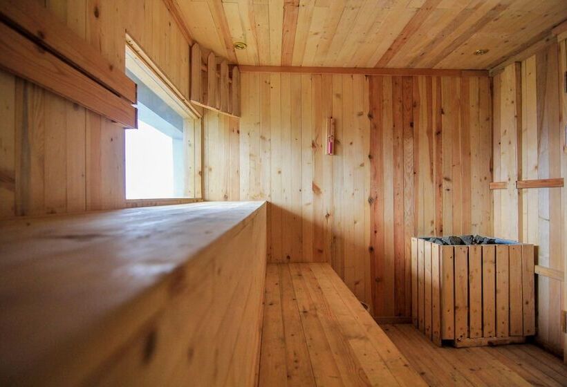 בית מלון כפרי Grand Tebu