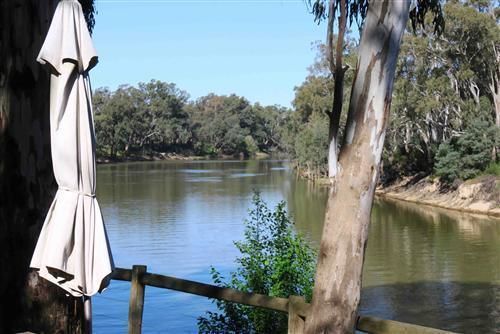 酒店 Moama Riverside Holiday Park