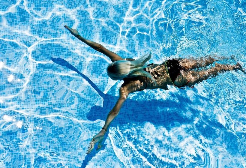 فندق Reddoorz At Benesari 2 Legian