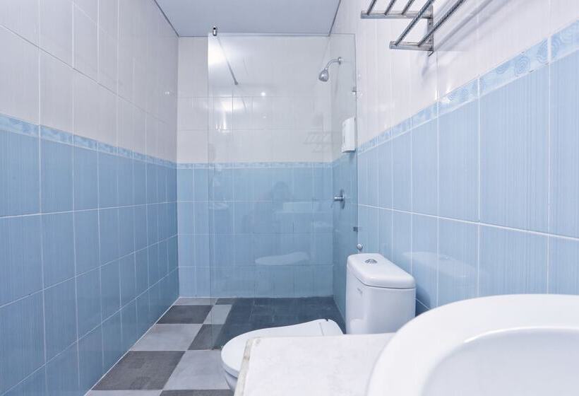 فندق Reddoorz At Benesari 2 Legian