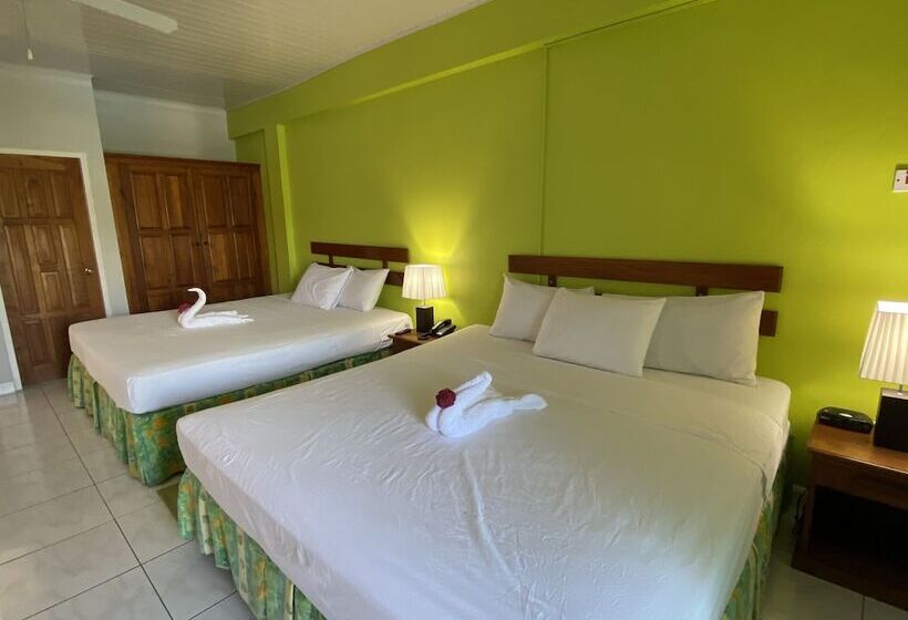 هتل Rovanel S Resort And Conference Centre