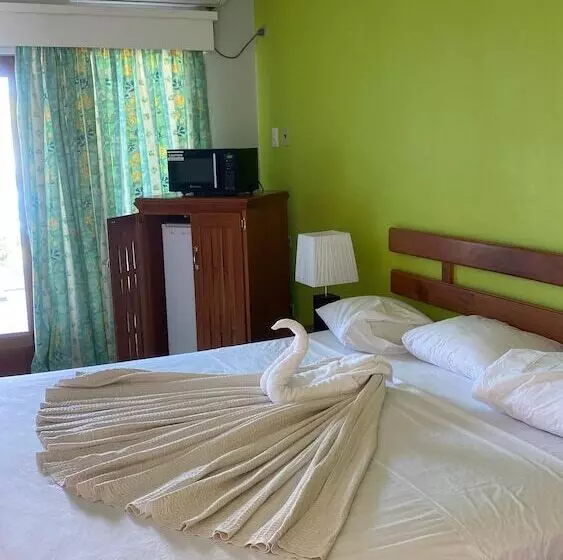 Hotelli Rovanel S Resort And Conference Centre