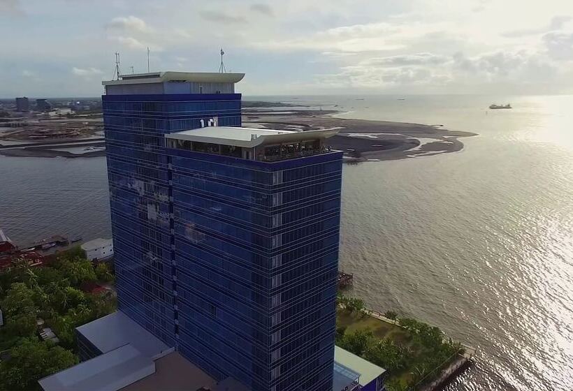 Swiss Belhotel Makassar