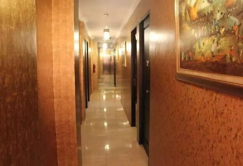 Hotel Twins