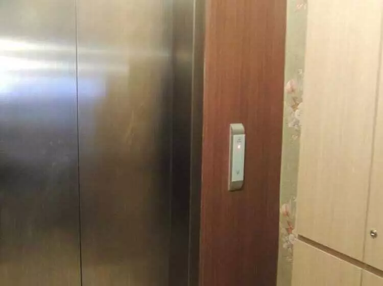 Hotel Twins