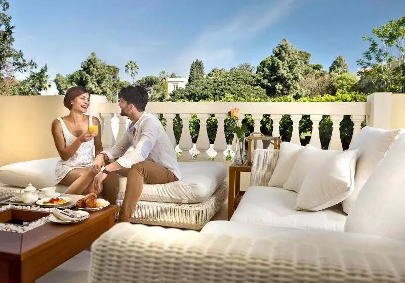 Hotelli Villa Fanny