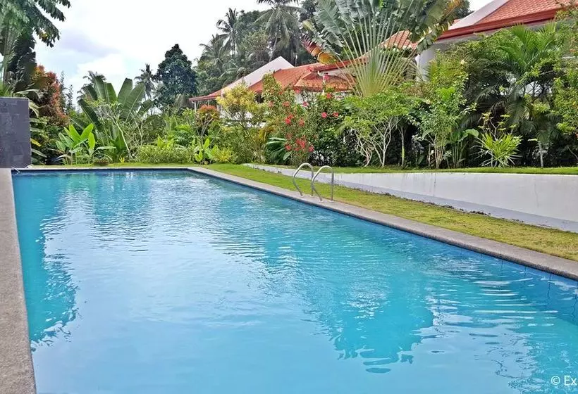 Marpas Apartments