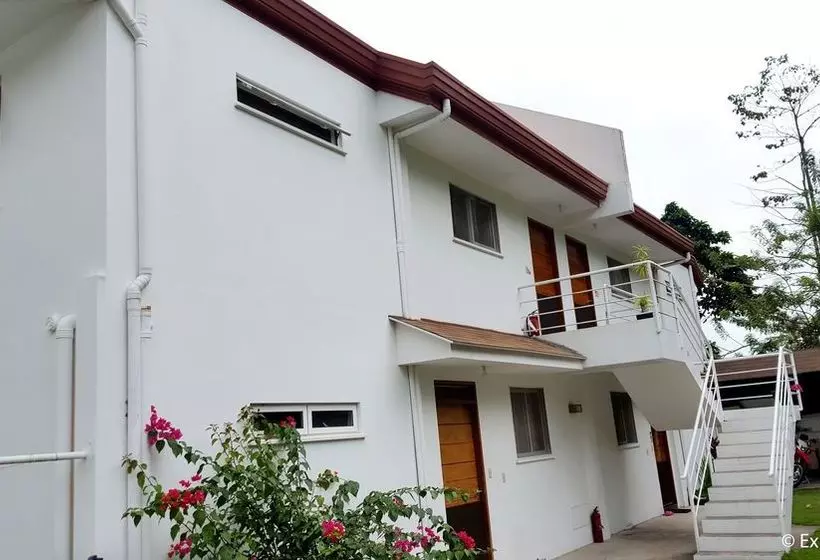 Marpas Apartments