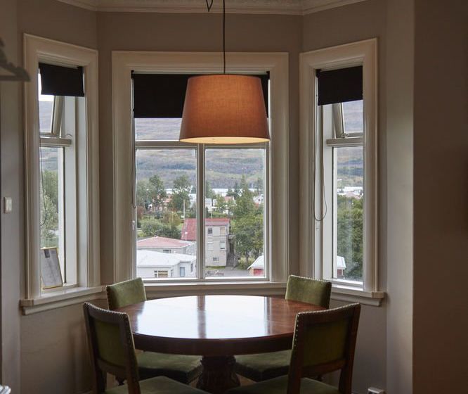 پانسیون Akurinn Guesthouse