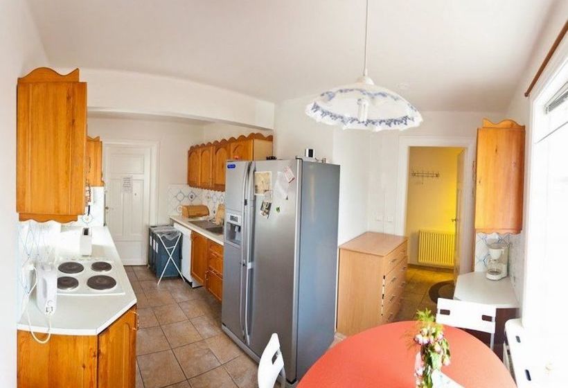 پانسیون Akurinn Guesthouse