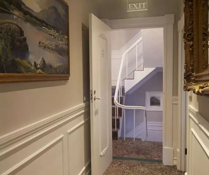 پانسیون Akurinn Guesthouse