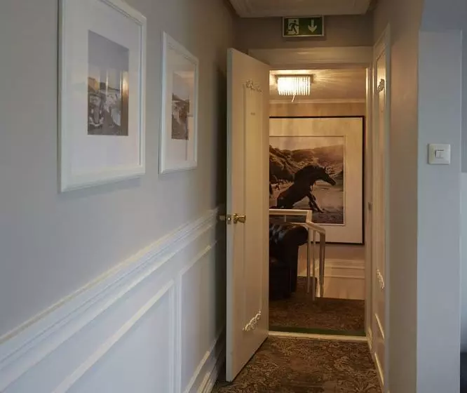 پانسیون Akurinn Guesthouse