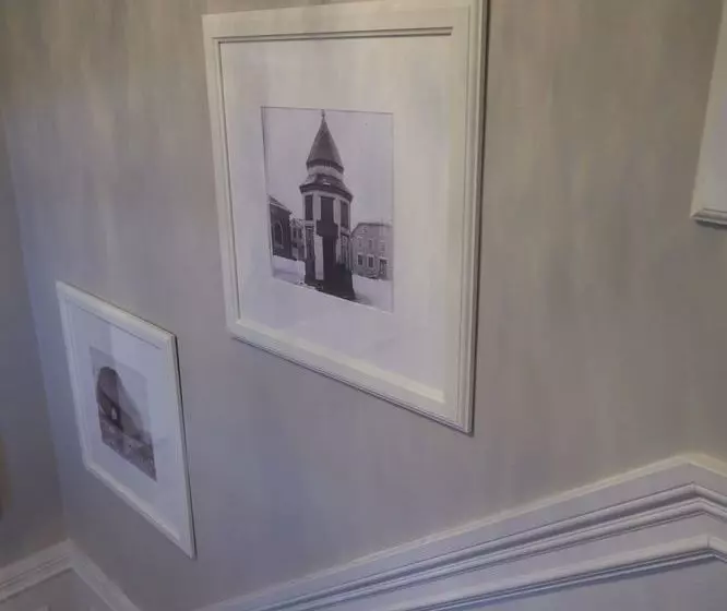 پانسیون Akurinn Guesthouse