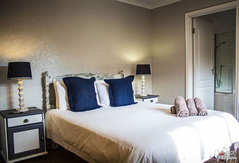 פנסיון On The Estuary