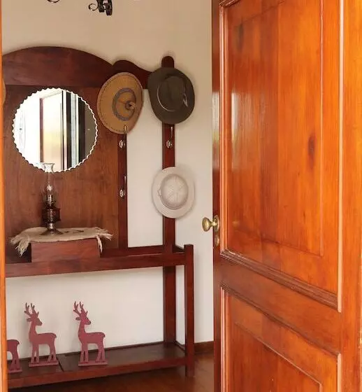 ペンション The Lighthouse Guesthouse