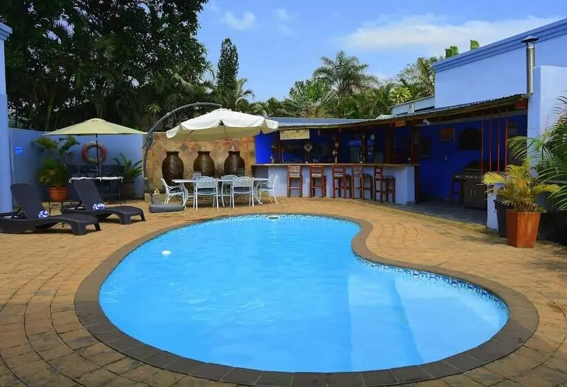 ペンション Turtle Bay Lodge