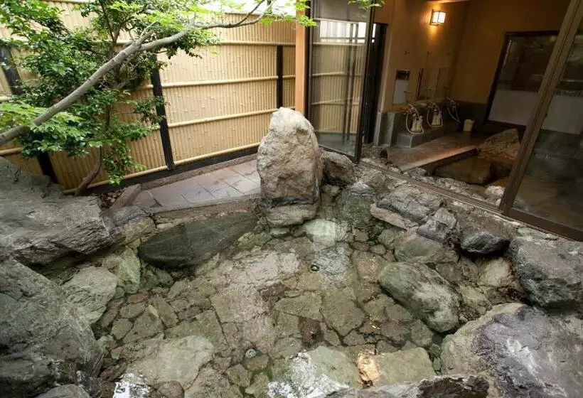 Ryokan Ryoso Yufuin Yamadaya