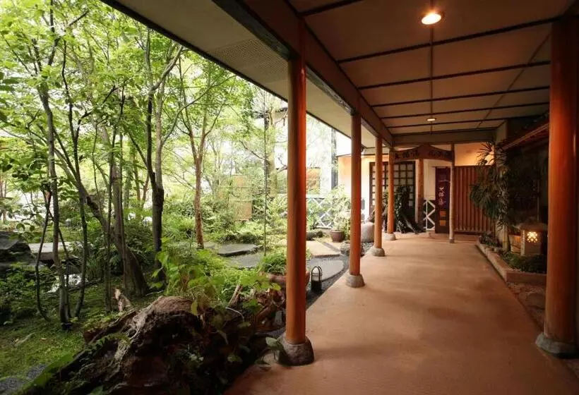 Ryokan Ryoso Yufuin Yamadaya