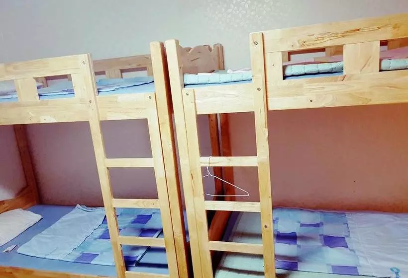 Sai Guesthouse  Hostel