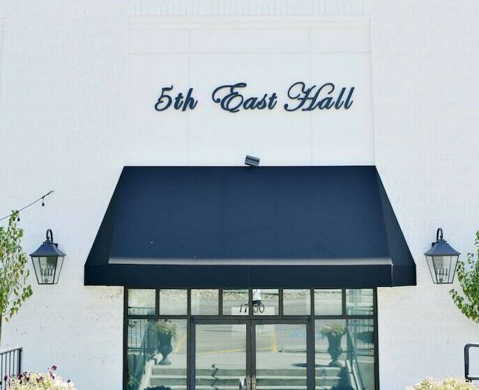 5th East Hall Bed & Breakfast