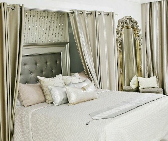 5th East Hall Bed & Breakfast