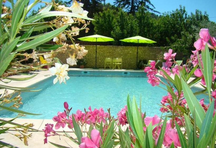 مبيت وإفطار Chambres D Hôtes La Nesque