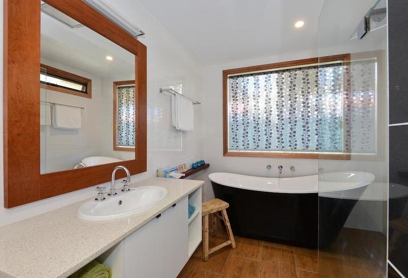 مبيت وإفطار Trafalgar Premium Vintage Suites